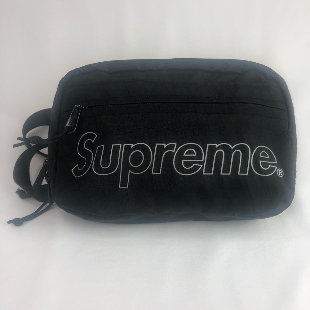 Supreme Shoulder Bag Black
